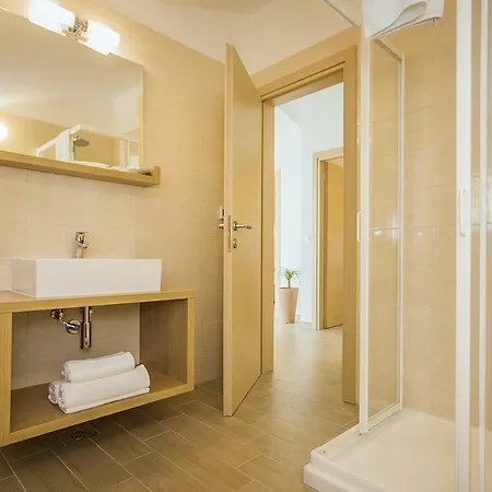 Mediterraneo * Baska (Krk)