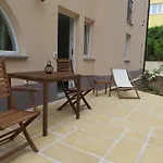 Mediterraneo Apartman *